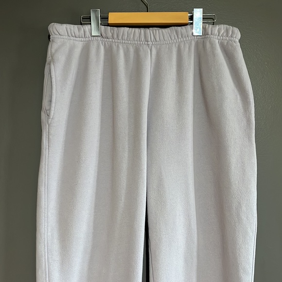 Good American Boyfriend Sweatpants - Picture 6 of 11